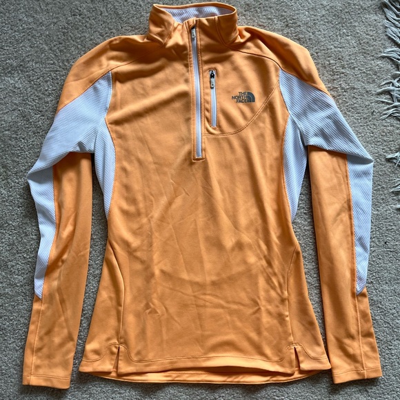 The north face quarter zip - Picture 1 of 5